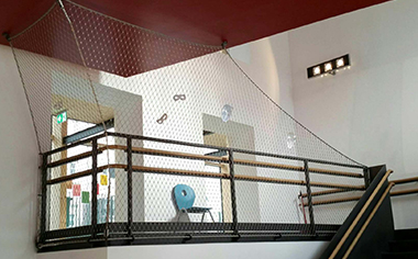 橋梁樓梯防護(hù)網(wǎng) 橋梁樓梯防護(hù)網(wǎng)